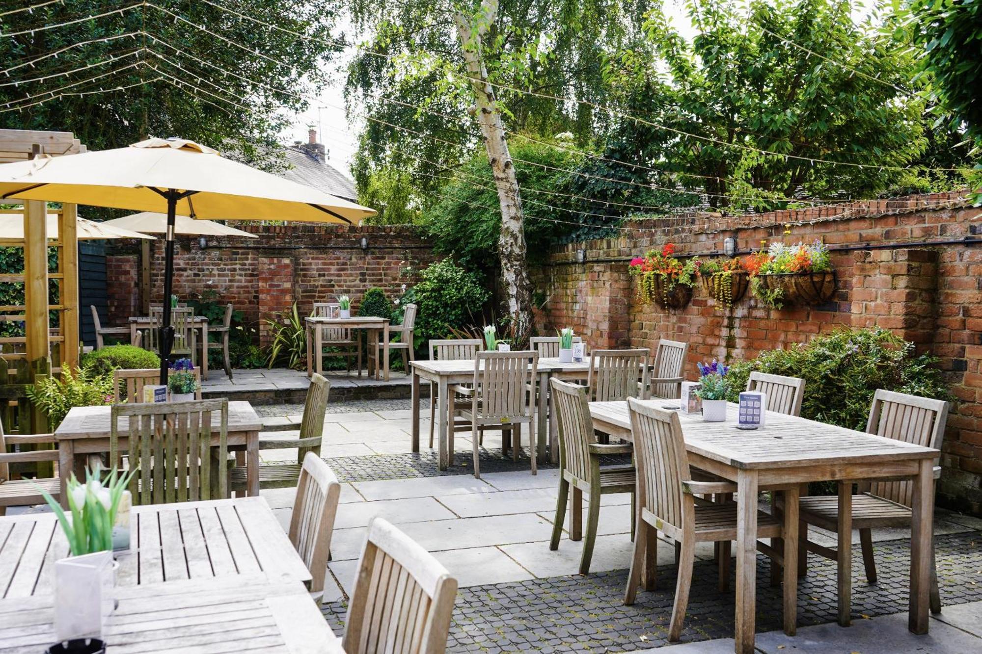 The Boot Inn Burton-upon-Trent Екстер'єр фото